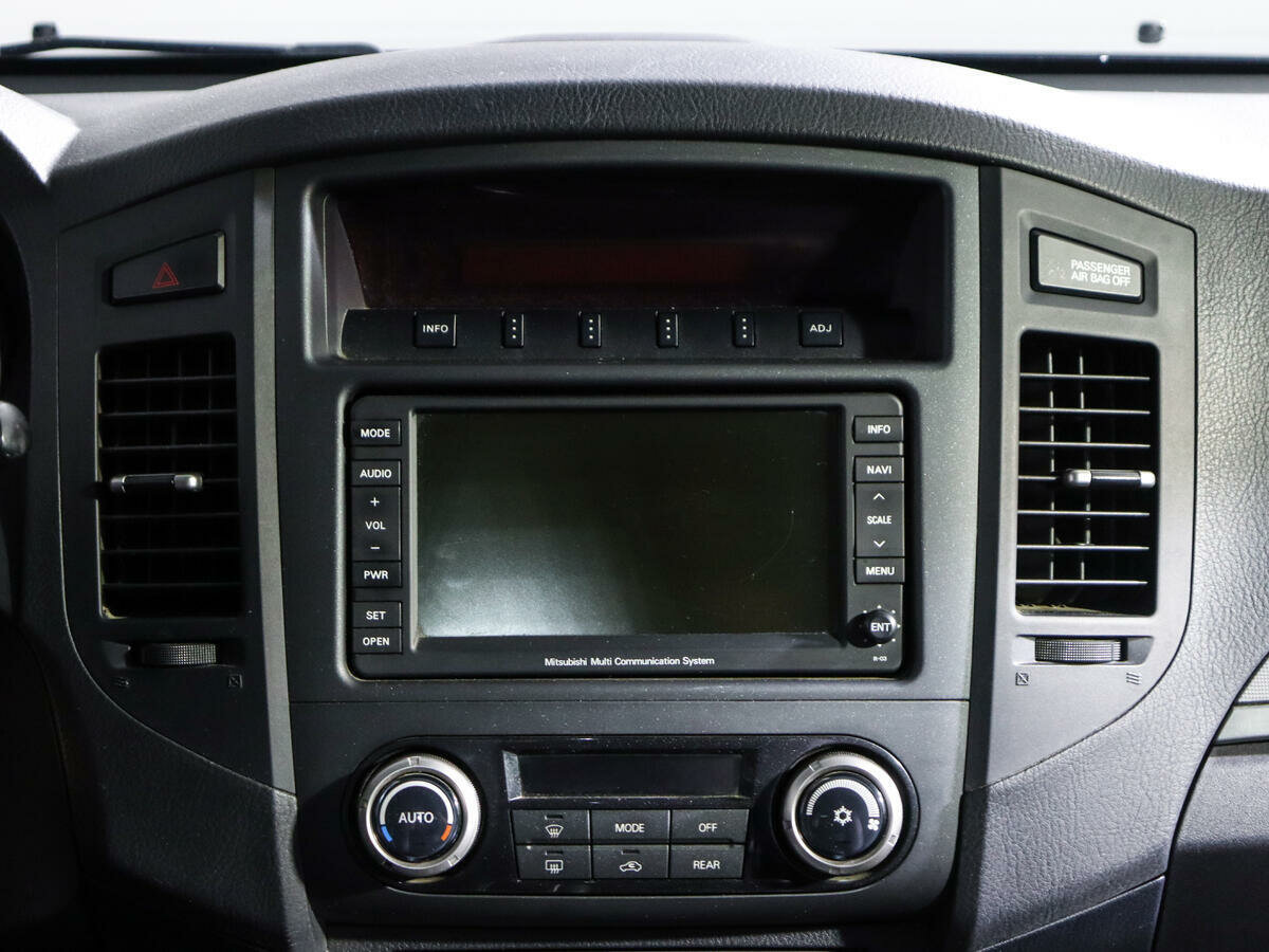 Mitsubishi Pajero, 2012