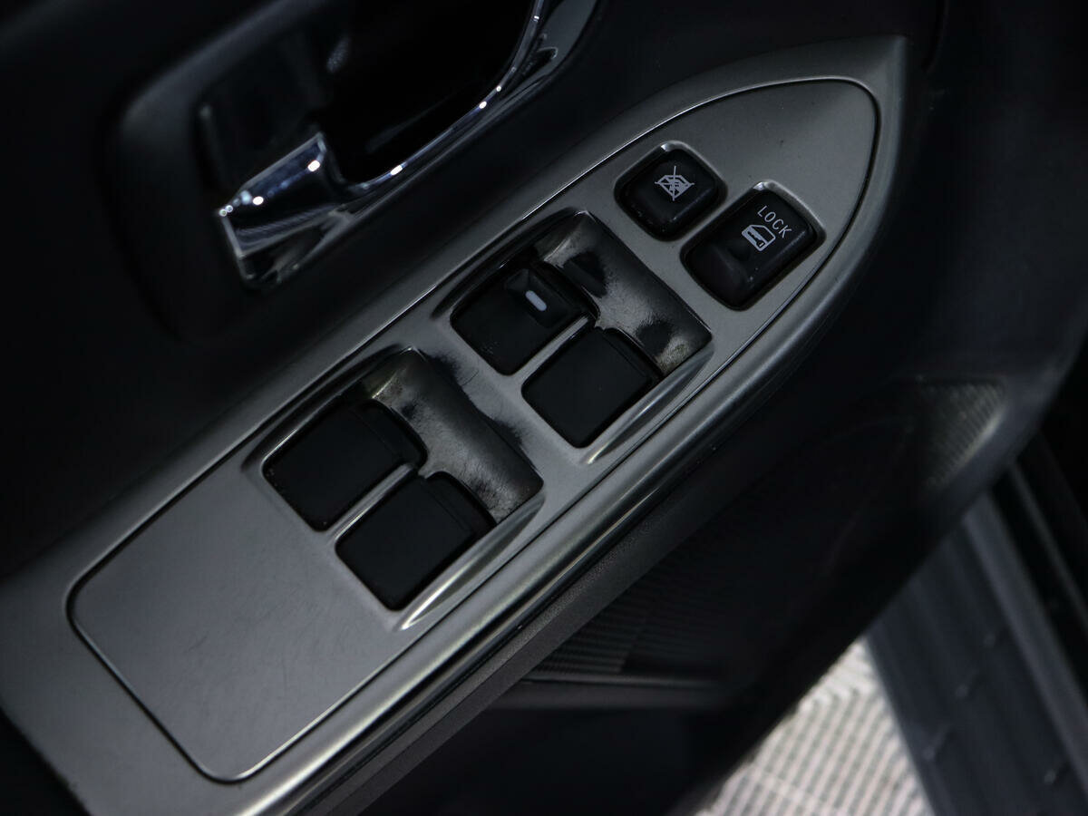 Mitsubishi Pajero, 2012