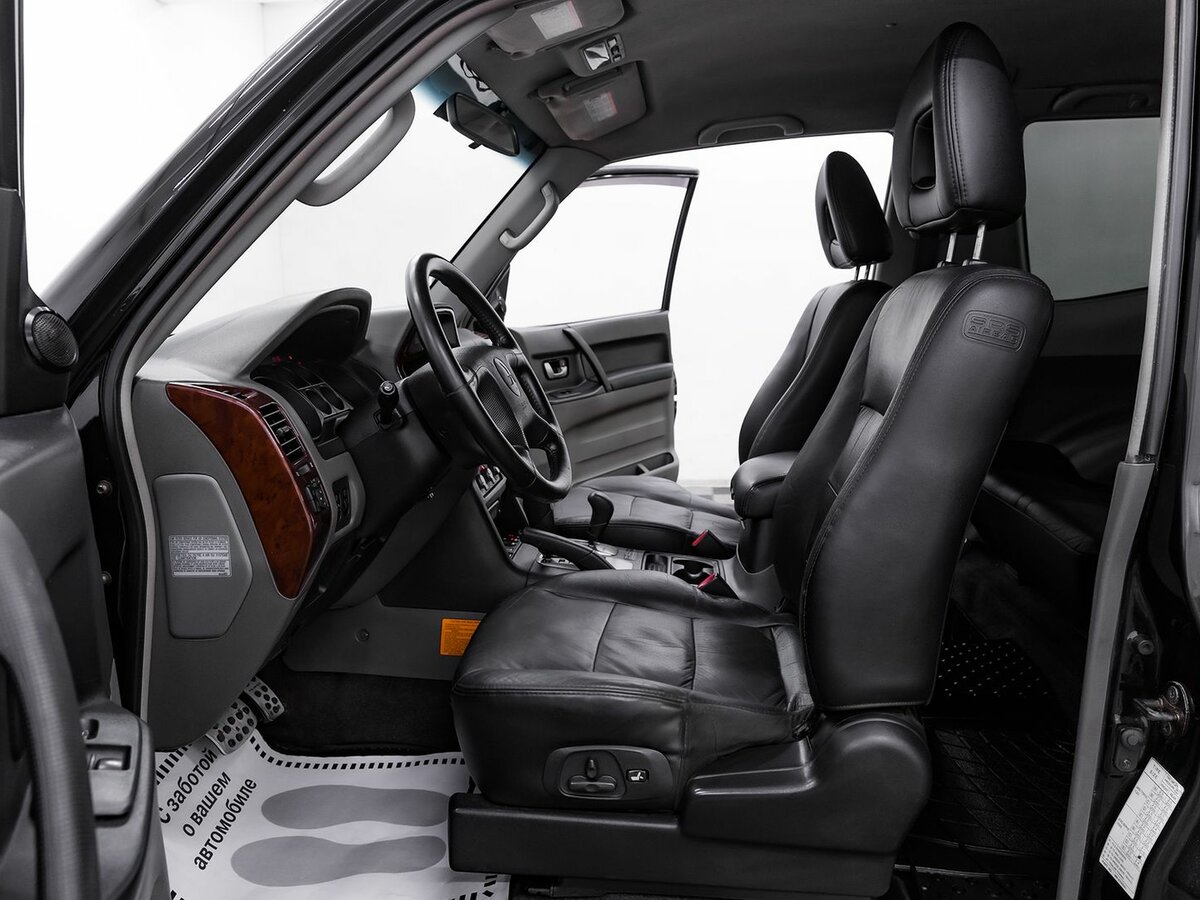 Mitsubishi Pajero, 2003