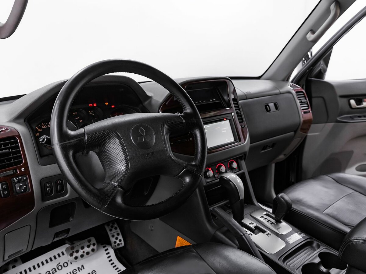 Mitsubishi Pajero, 2003