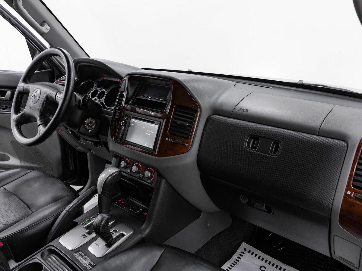 Mitsubishi Pajero, 2003