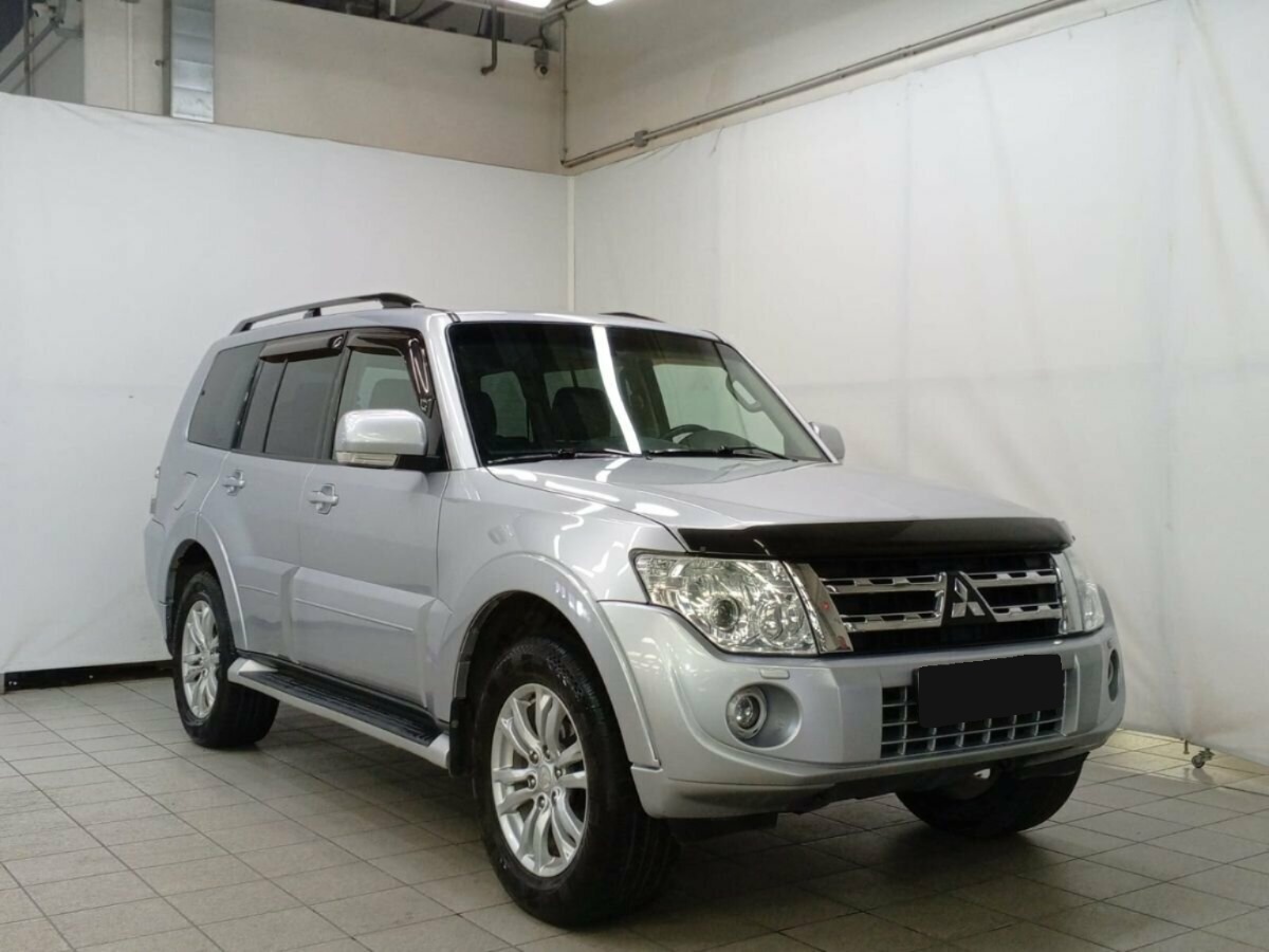 Mitsubishi Pajero, 2011