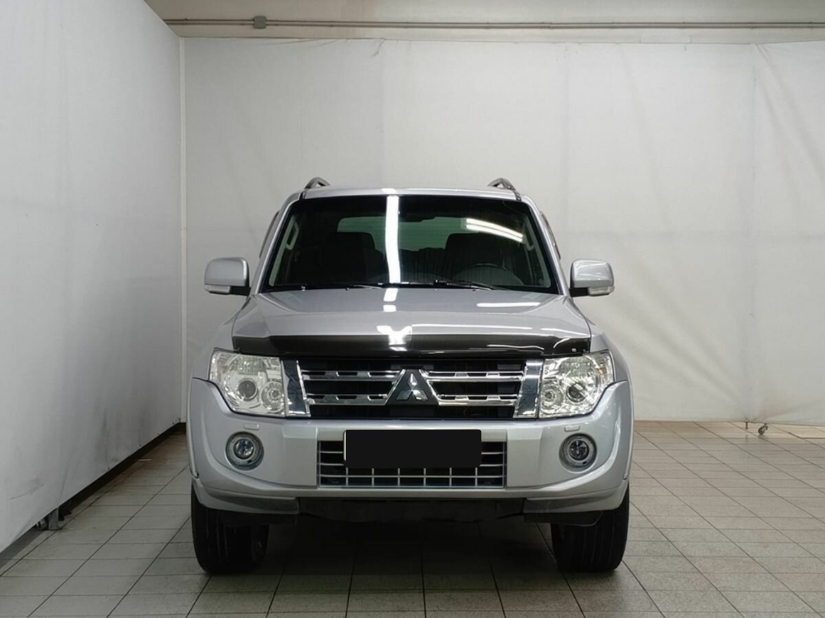 Mitsubishi Pajero, 2011