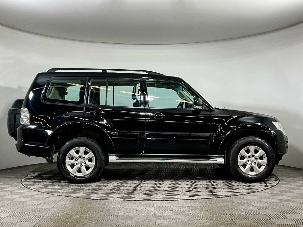 Mitsubishi Pajero, 2015