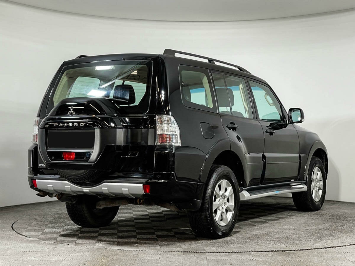 Mitsubishi Pajero, 2015