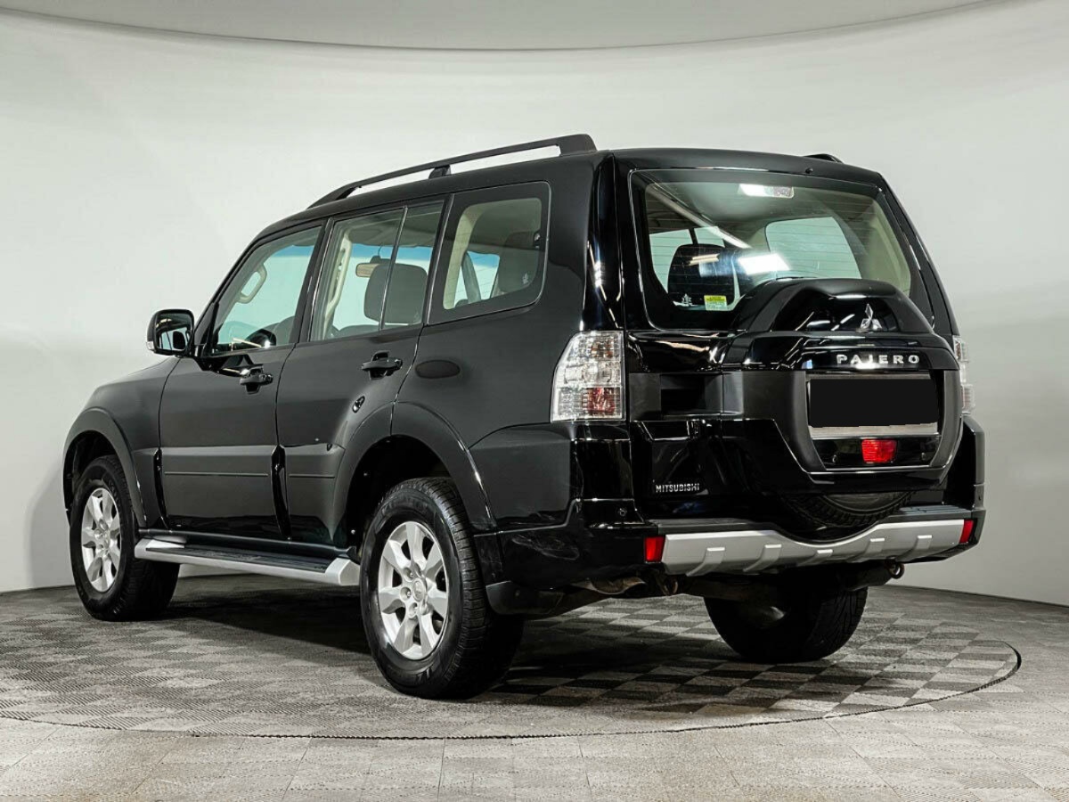 Mitsubishi Pajero, 2015