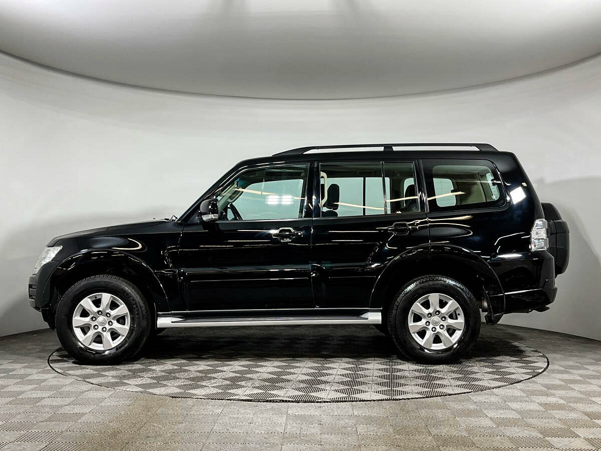 Mitsubishi Pajero, 2015