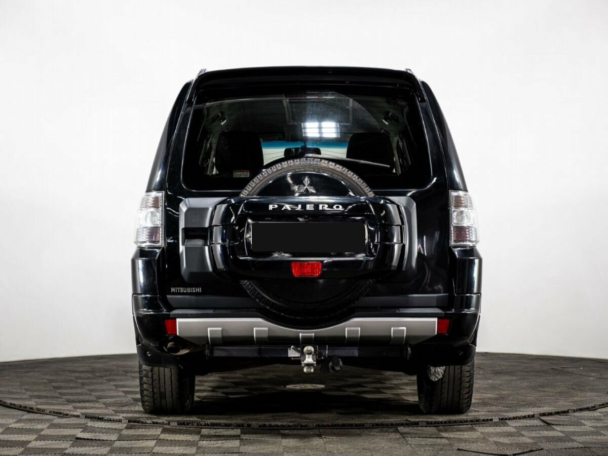 Mitsubishi Pajero, 2011