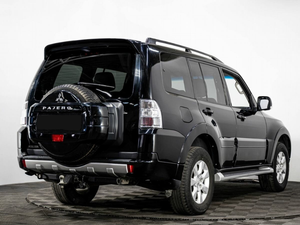 Mitsubishi Pajero, 2011