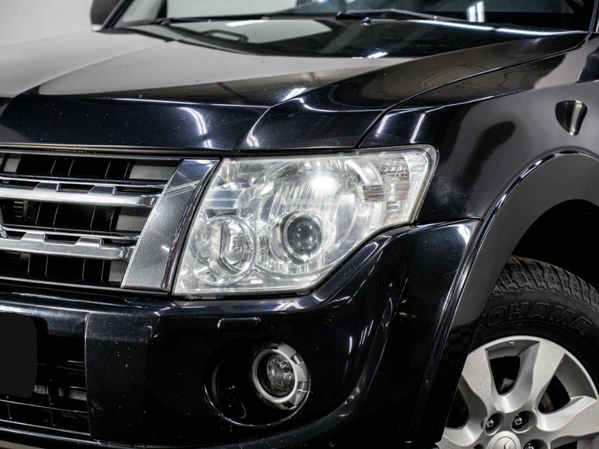 Mitsubishi Pajero, 2011