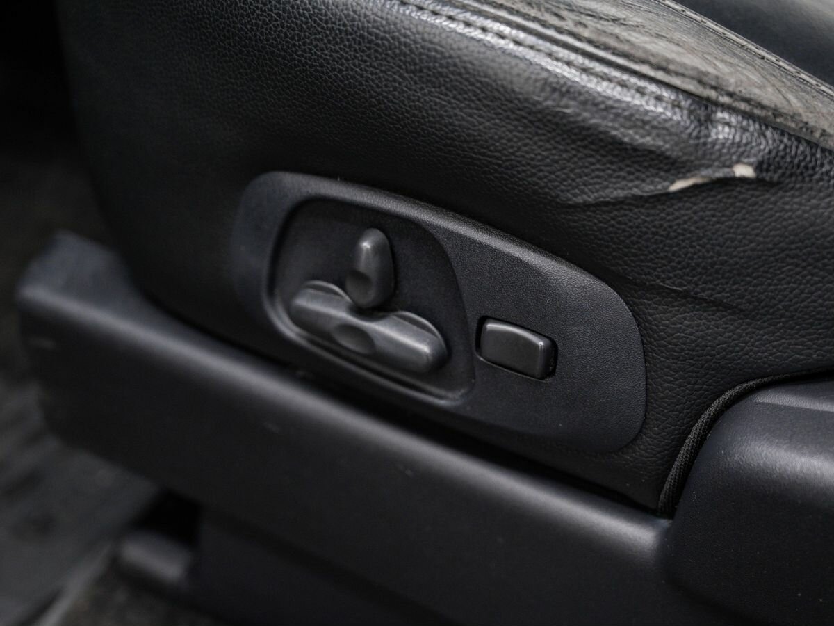 Mitsubishi Pajero, 2011