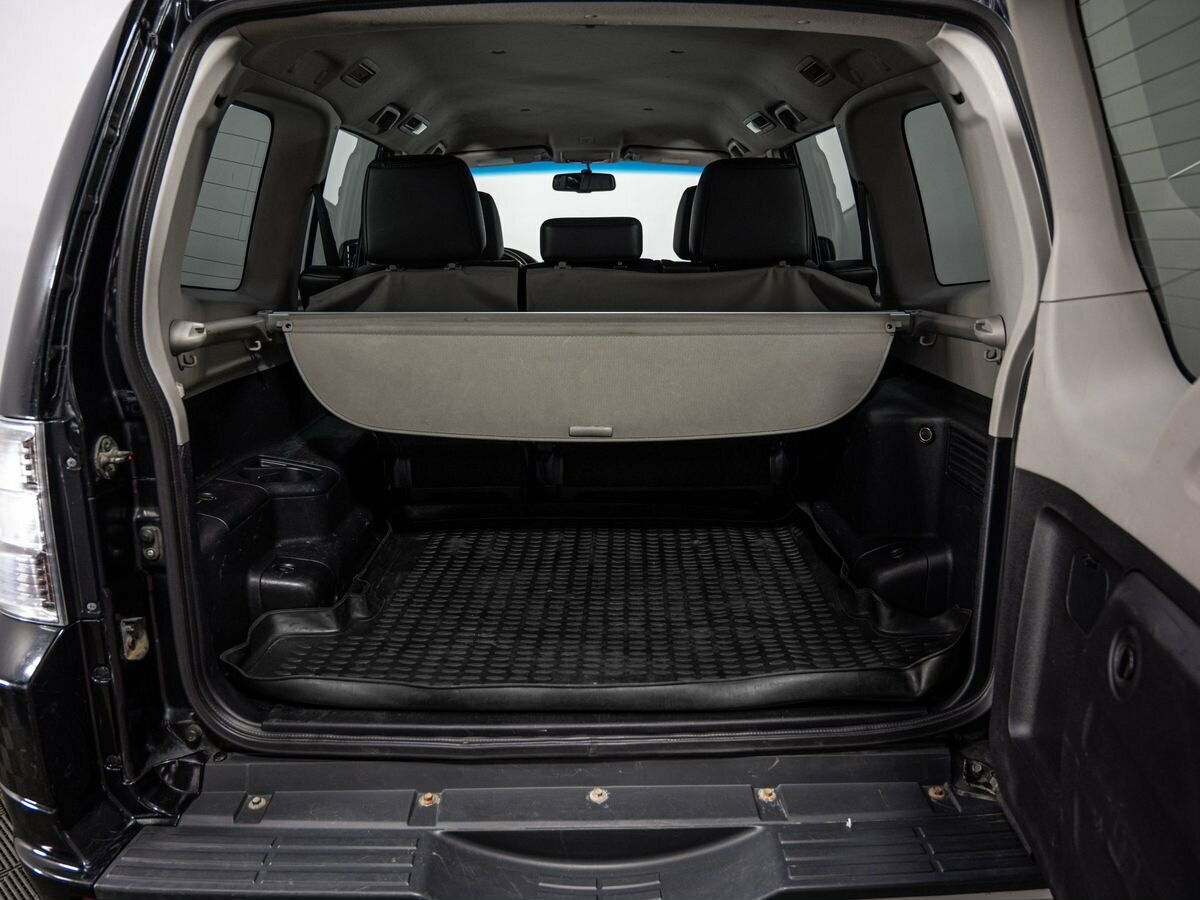 Mitsubishi Pajero, 2011