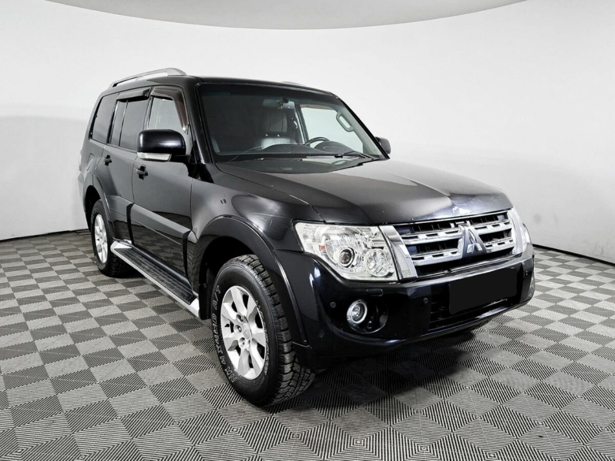 Mitsubishi Pajero, 2011