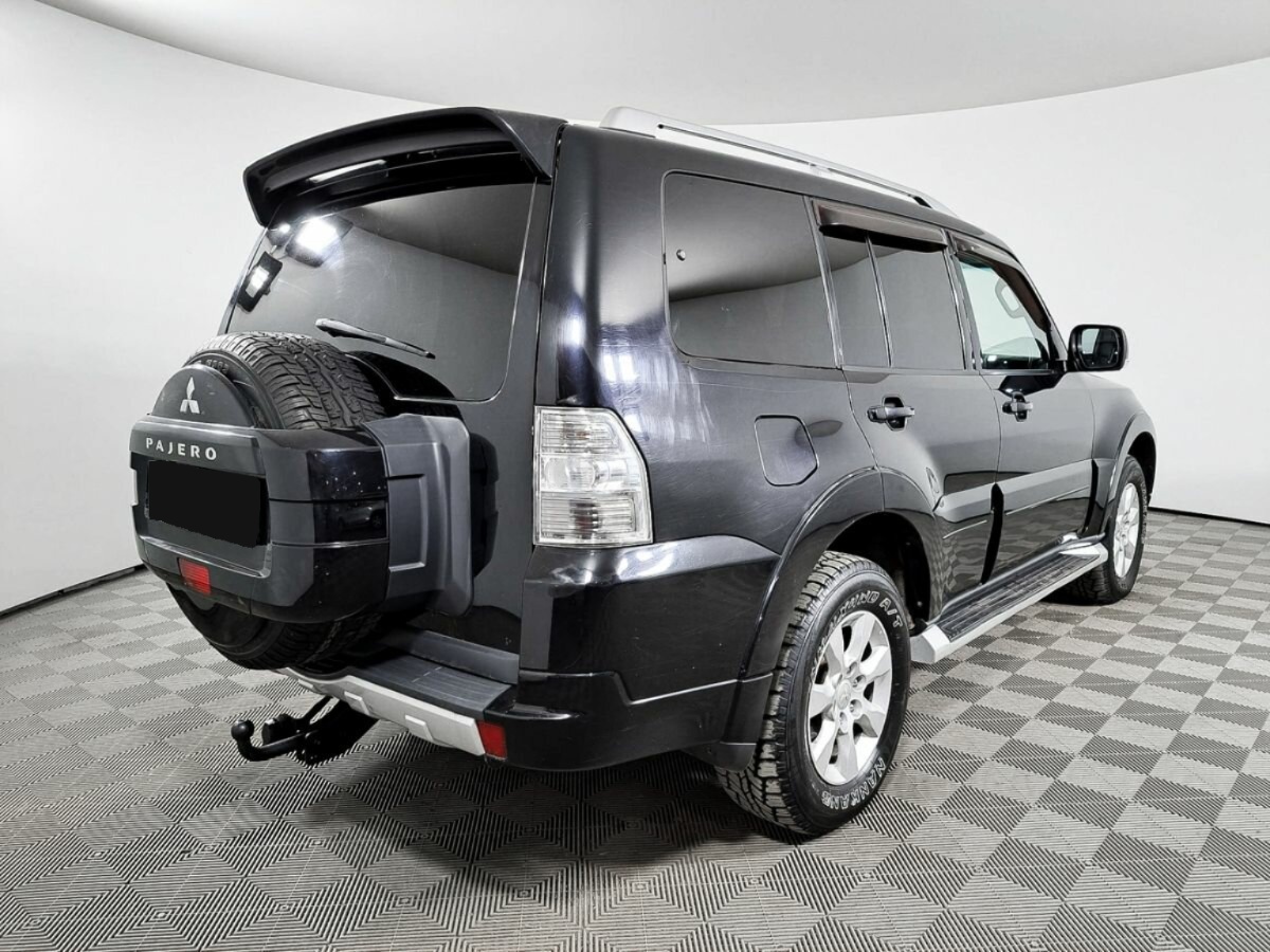 Mitsubishi Pajero, 2011