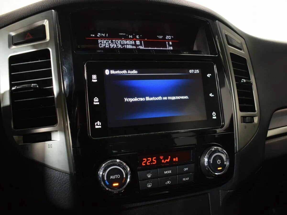 Mitsubishi Pajero, 2015