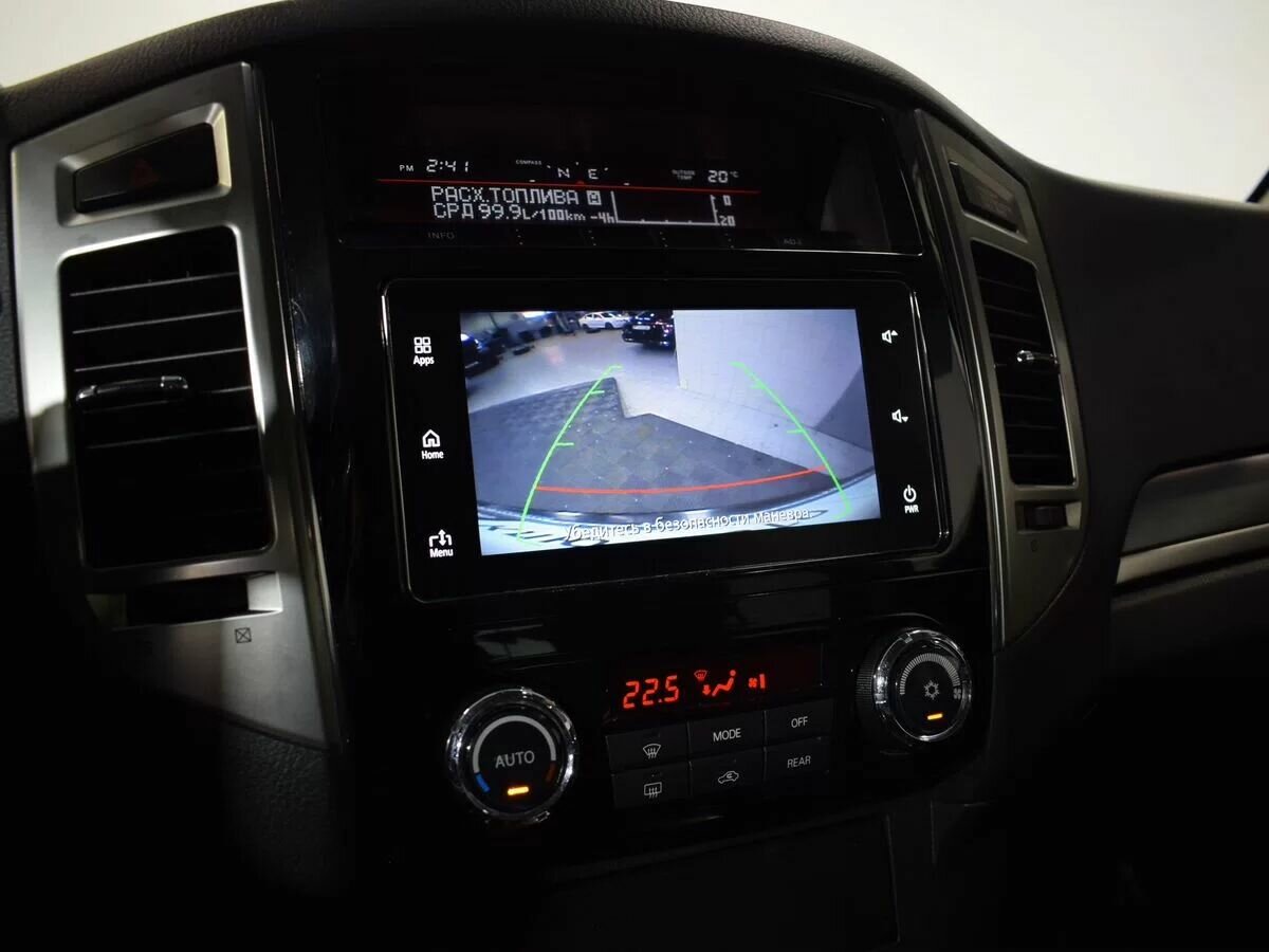 Mitsubishi Pajero, 2015