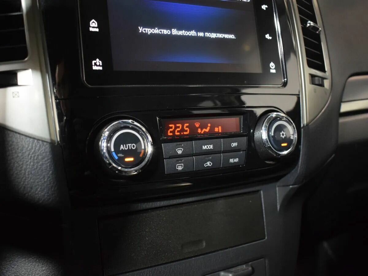 Mitsubishi Pajero, 2015