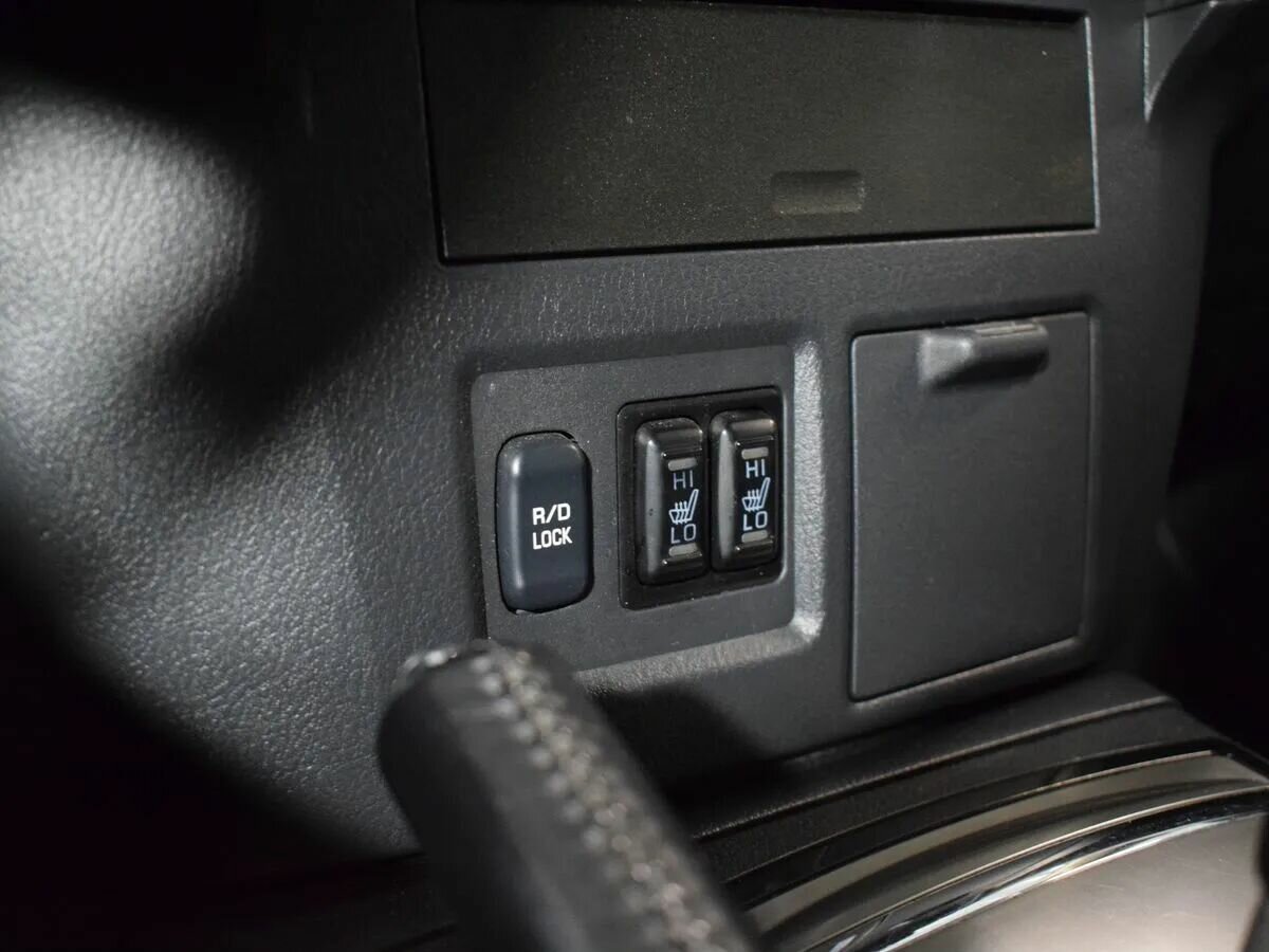 Mitsubishi Pajero, 2015