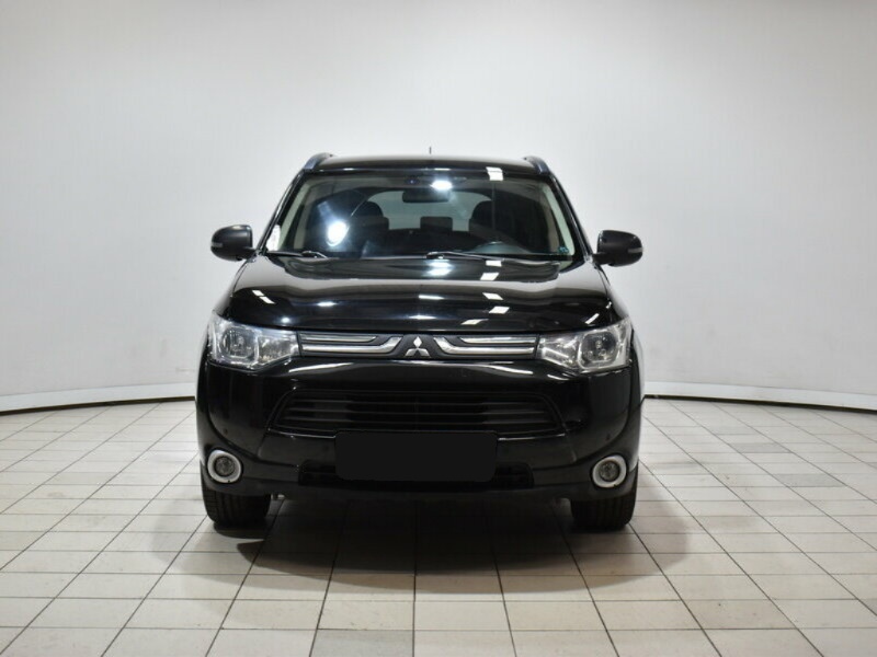 Mitsubishi Outlander, 2013