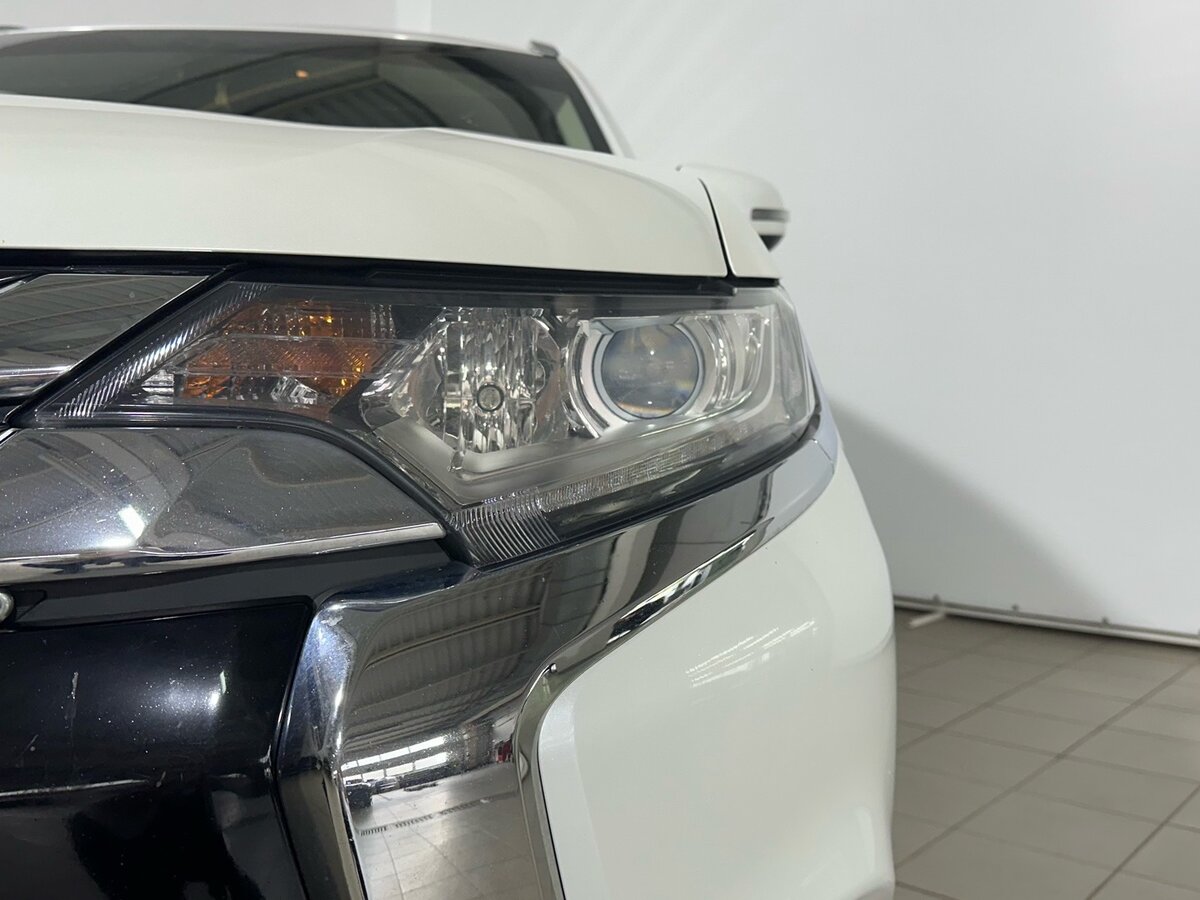 Mitsubishi Outlander, 2018