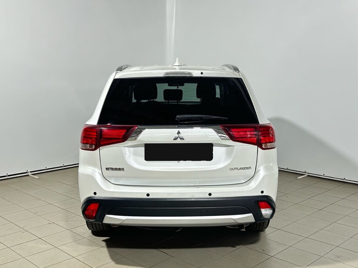 Mitsubishi Outlander, 2018