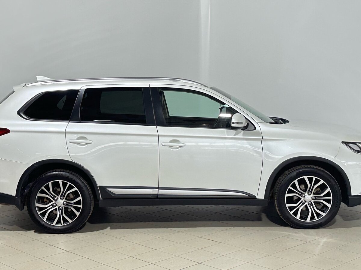 Mitsubishi Outlander, 2018