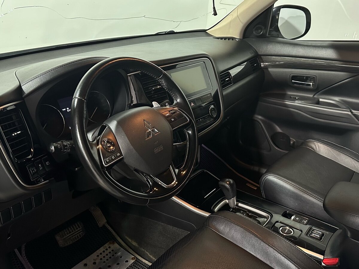 Mitsubishi Outlander, 2018