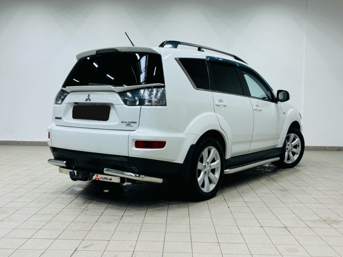 Mitsubishi Outlander, 2012