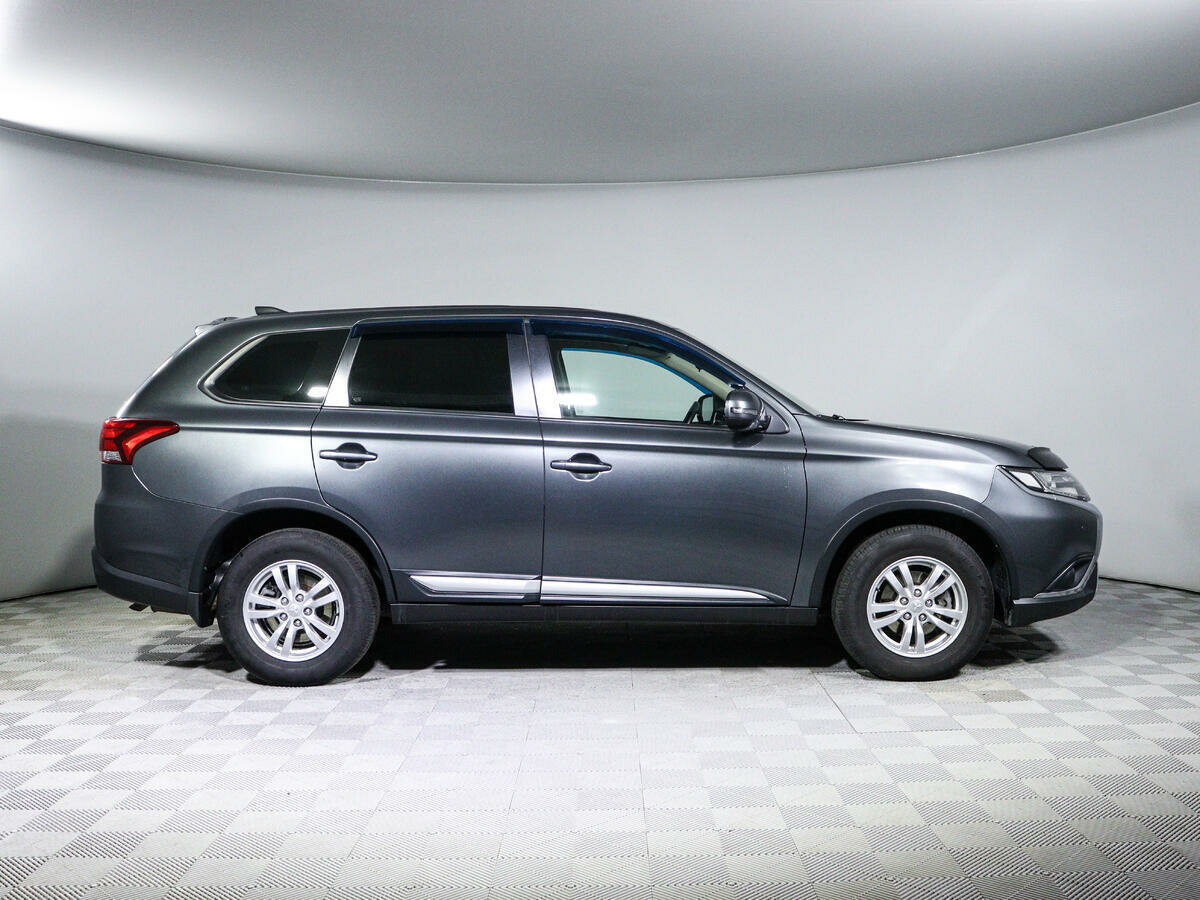 Mitsubishi Outlander, 2018