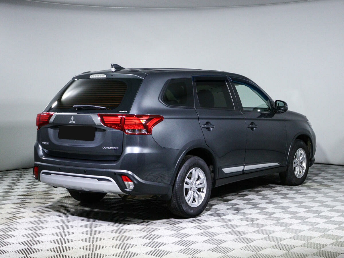 Mitsubishi Outlander, 2018