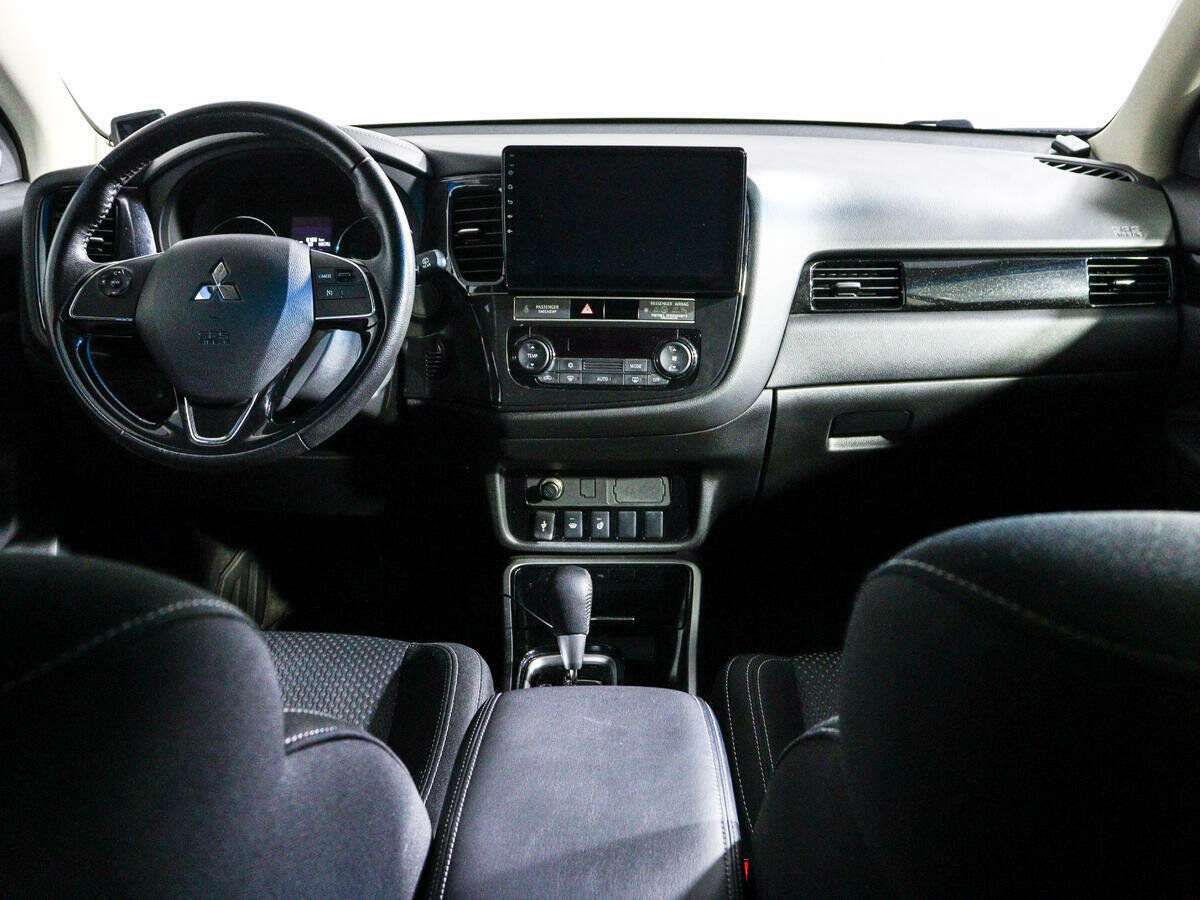 Mitsubishi Outlander, 2018