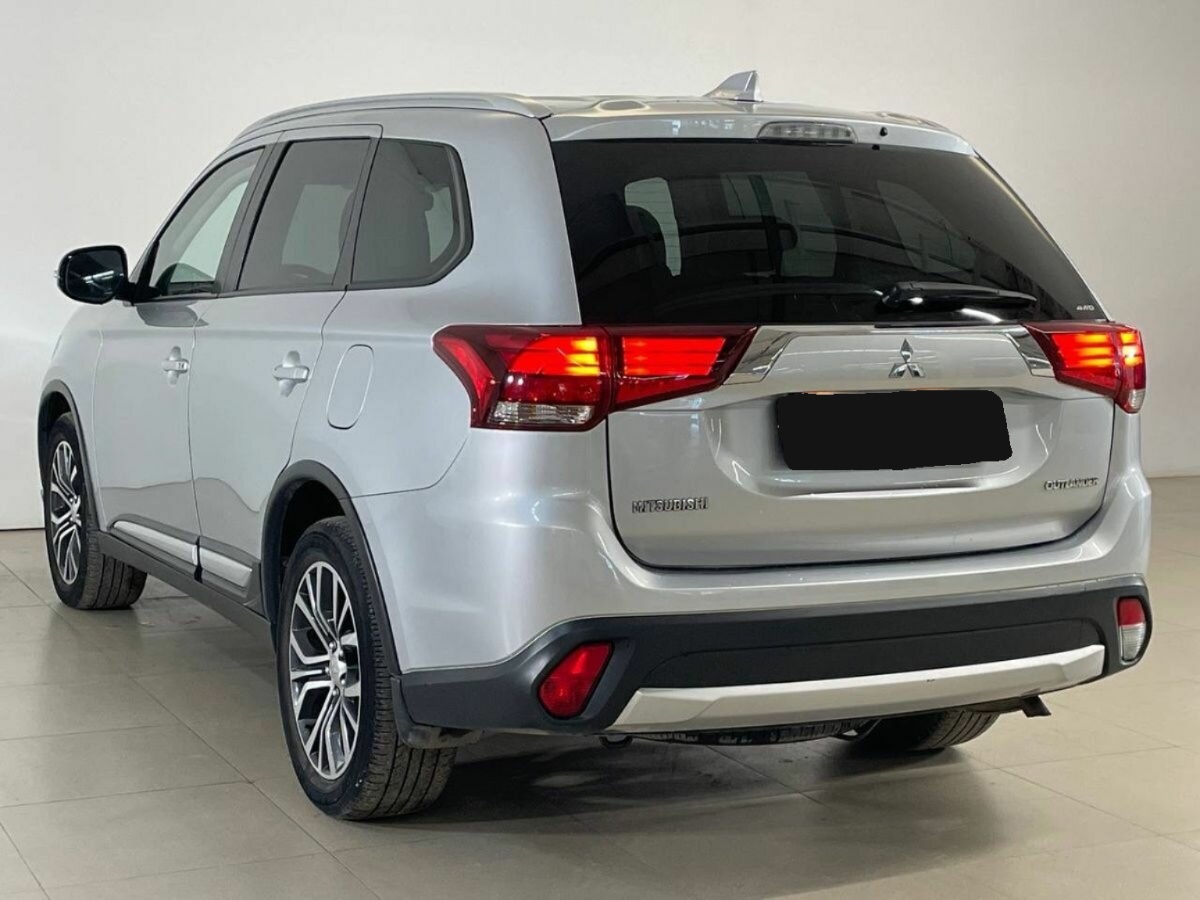 Mitsubishi Outlander, 2018