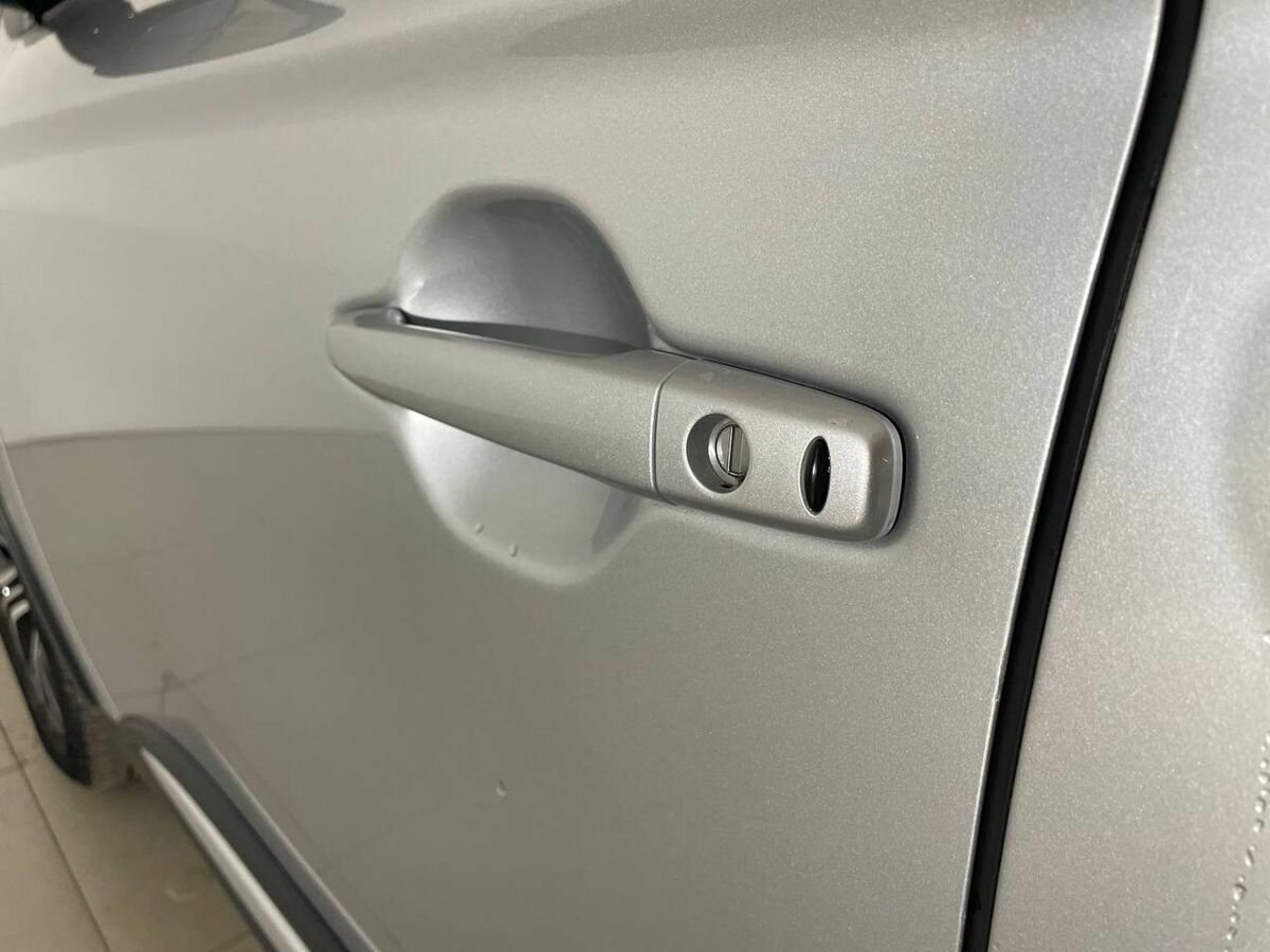 Mitsubishi Outlander, 2018