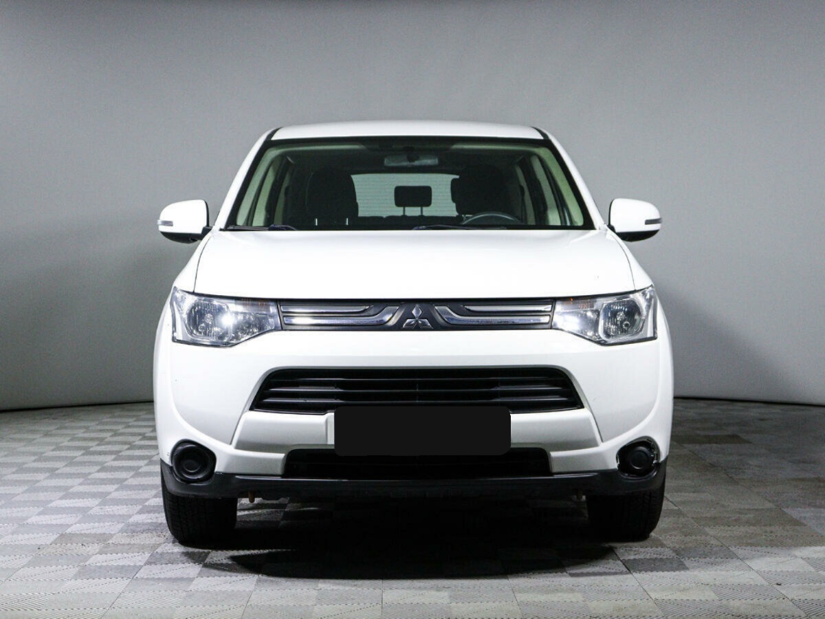 Mitsubishi Outlander, 2013