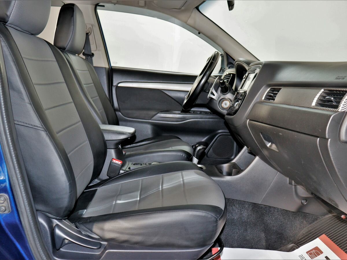 Mitsubishi Outlander, 2014