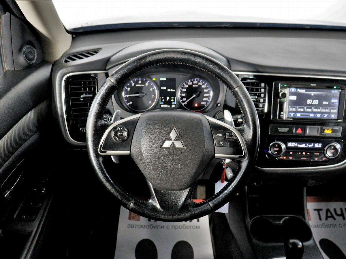 Mitsubishi Outlander, 2014