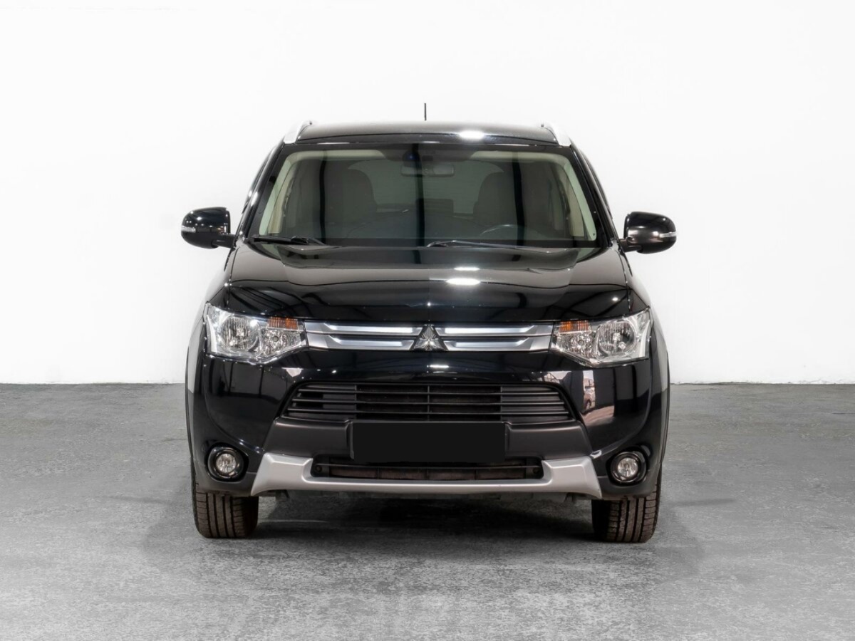Mitsubishi Outlander, 2014