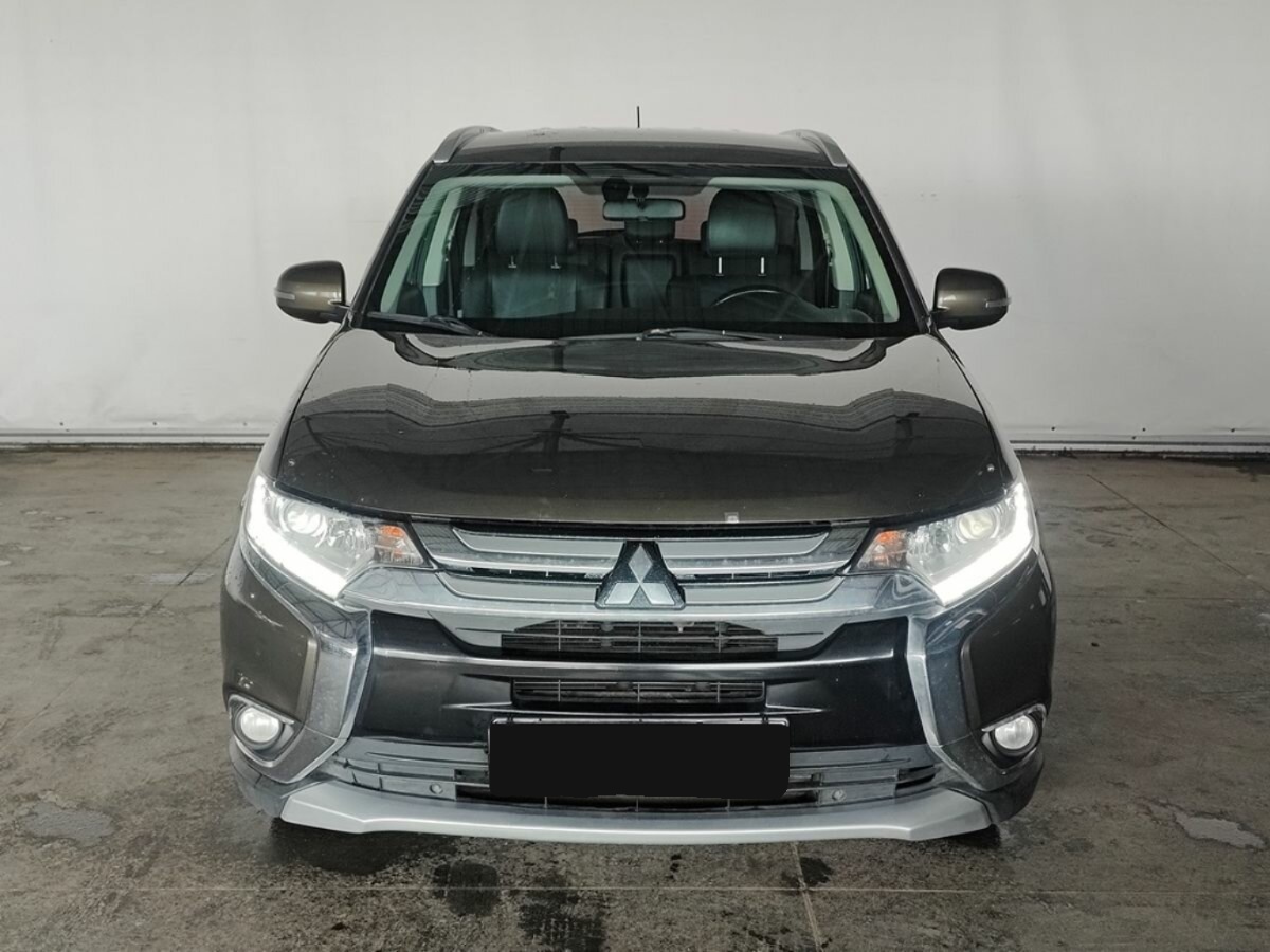 Mitsubishi Outlander, 2016