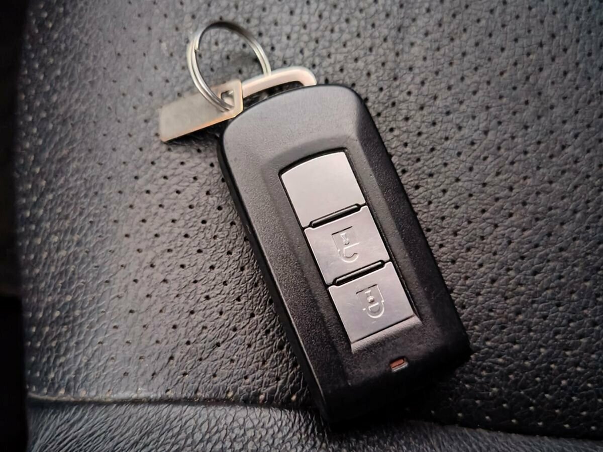 Mitsubishi Outlander, 2016