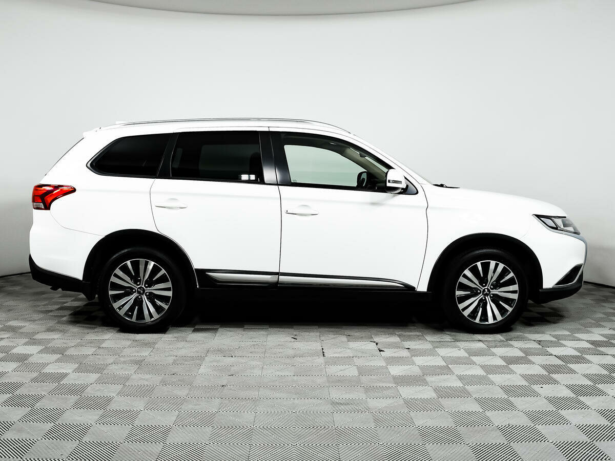 Mitsubishi Outlander, 2019