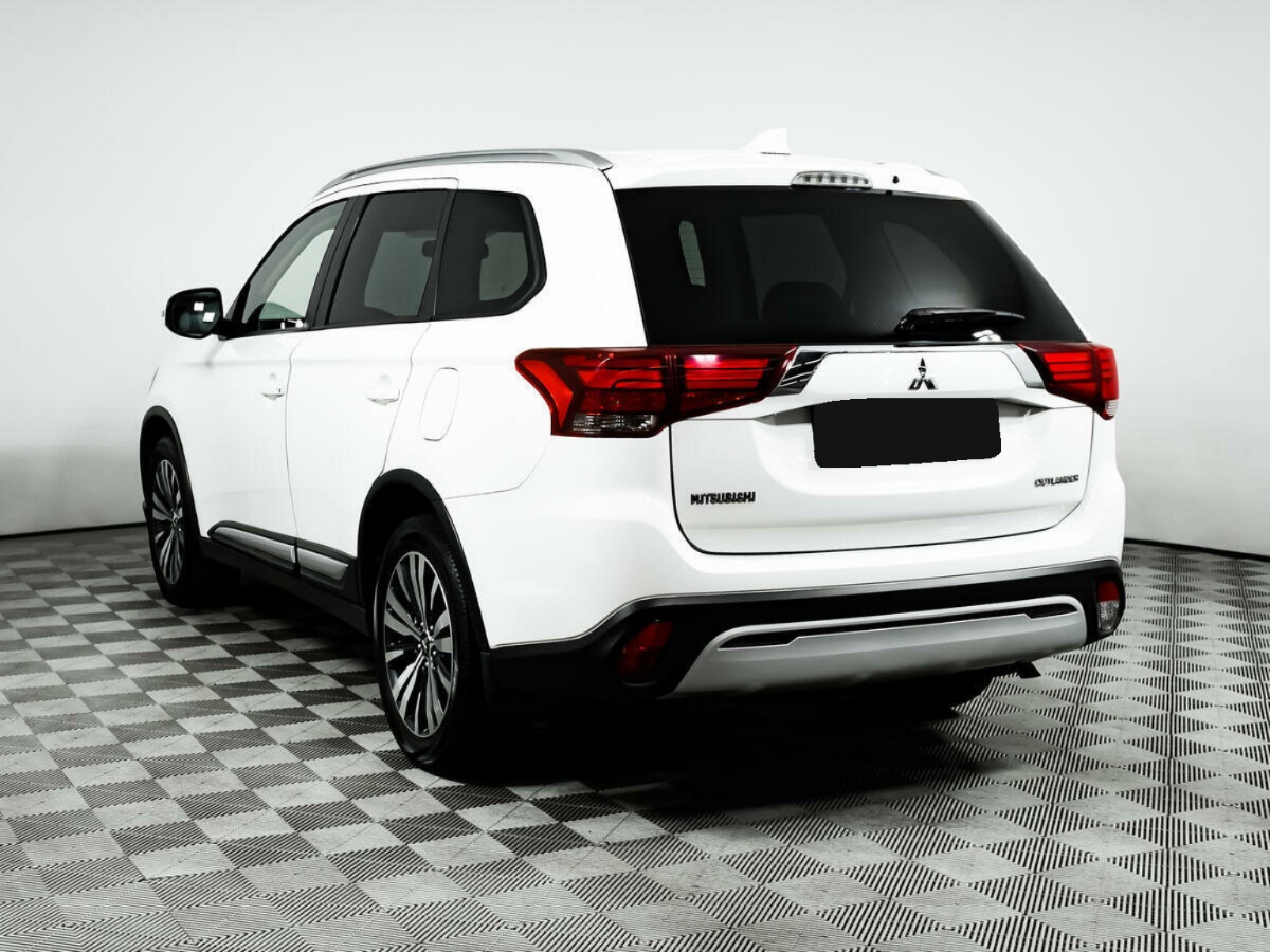 Mitsubishi Outlander, 2019