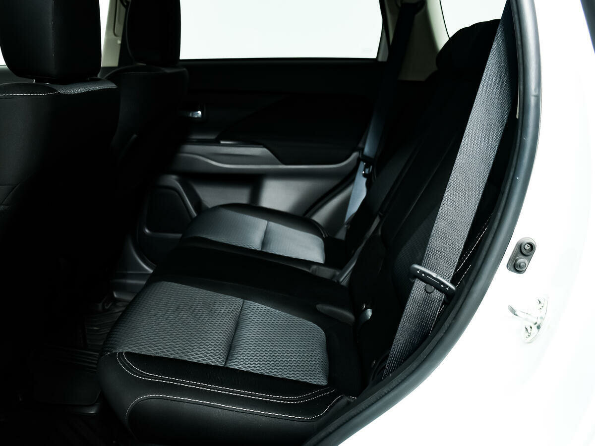 Mitsubishi Outlander, 2019