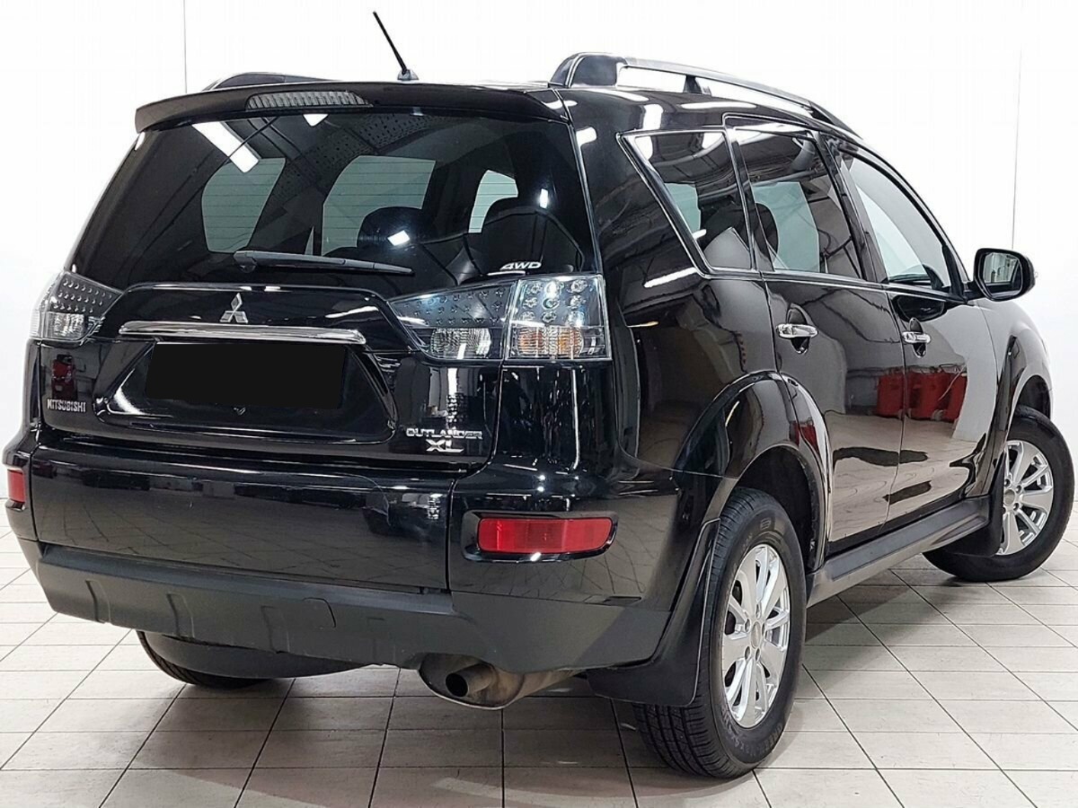 Mitsubishi Outlander, 2011