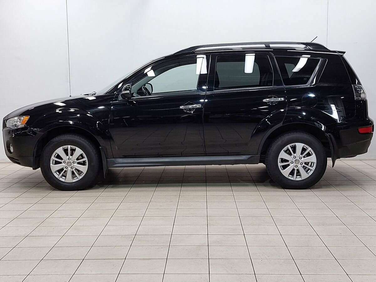 Mitsubishi Outlander, 2011