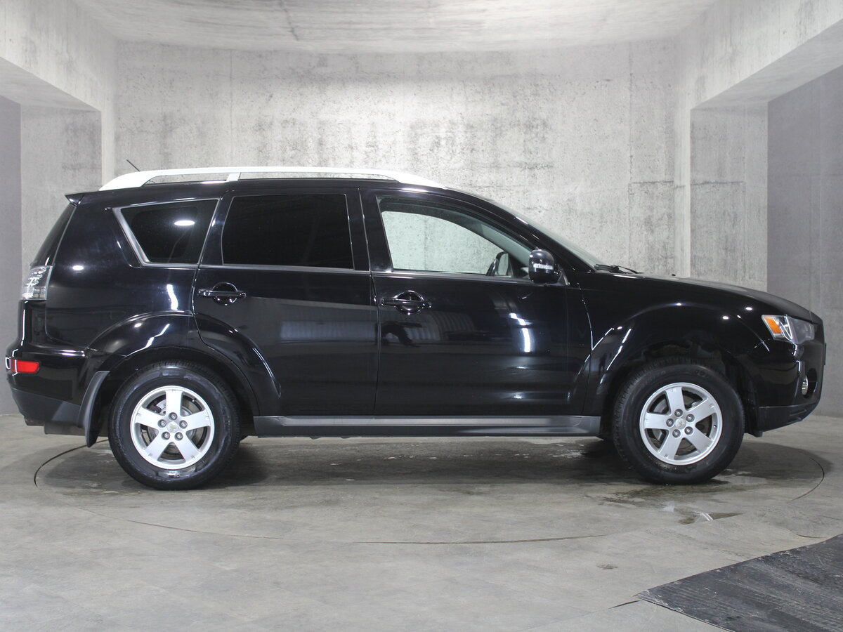 Mitsubishi Outlander, 2010