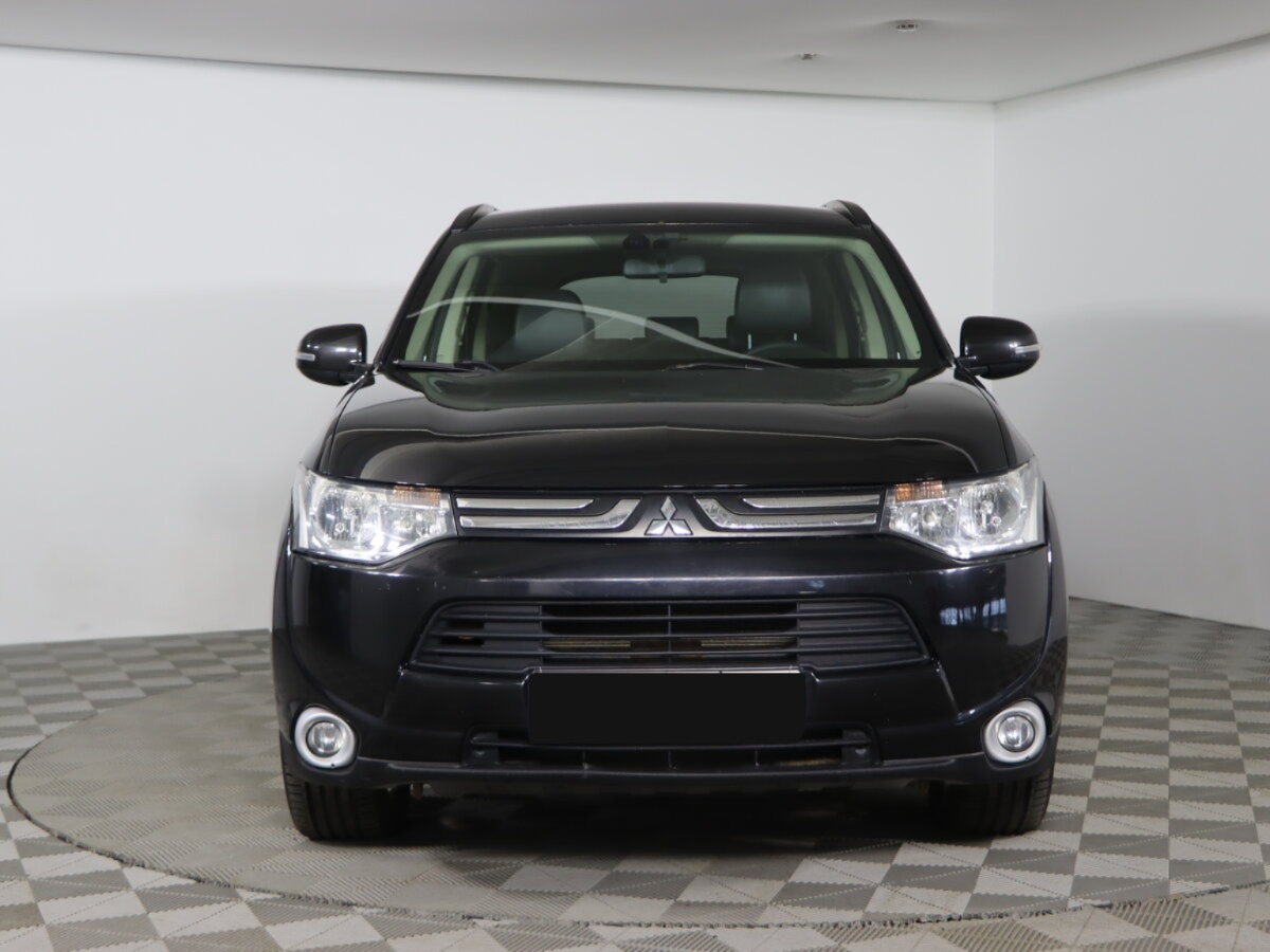 Mitsubishi Outlander, 2012