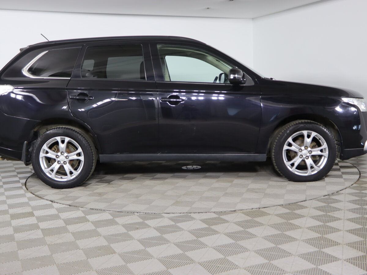 Mitsubishi Outlander, 2012