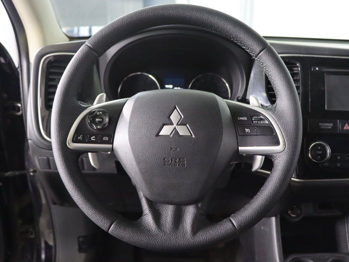 Mitsubishi Outlander, 2012