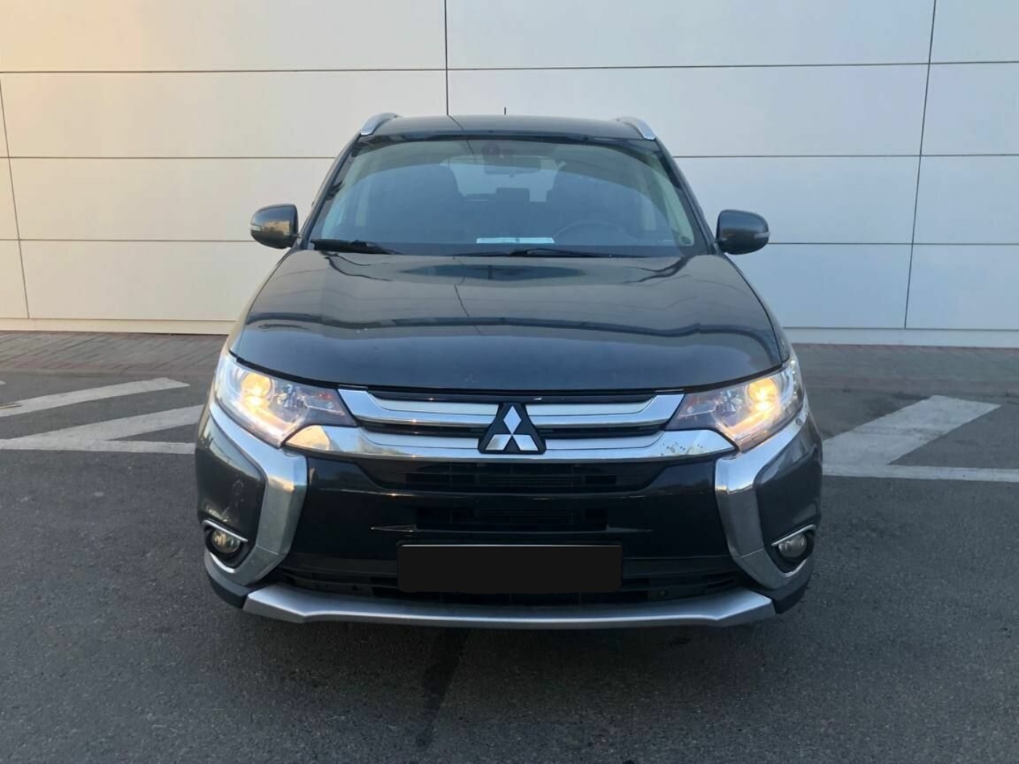 Mitsubishi Outlander, 2015