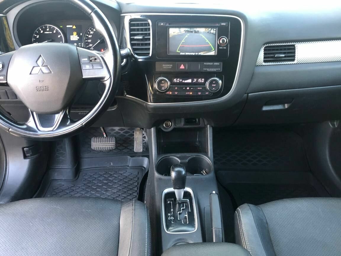 Mitsubishi Outlander, 2015